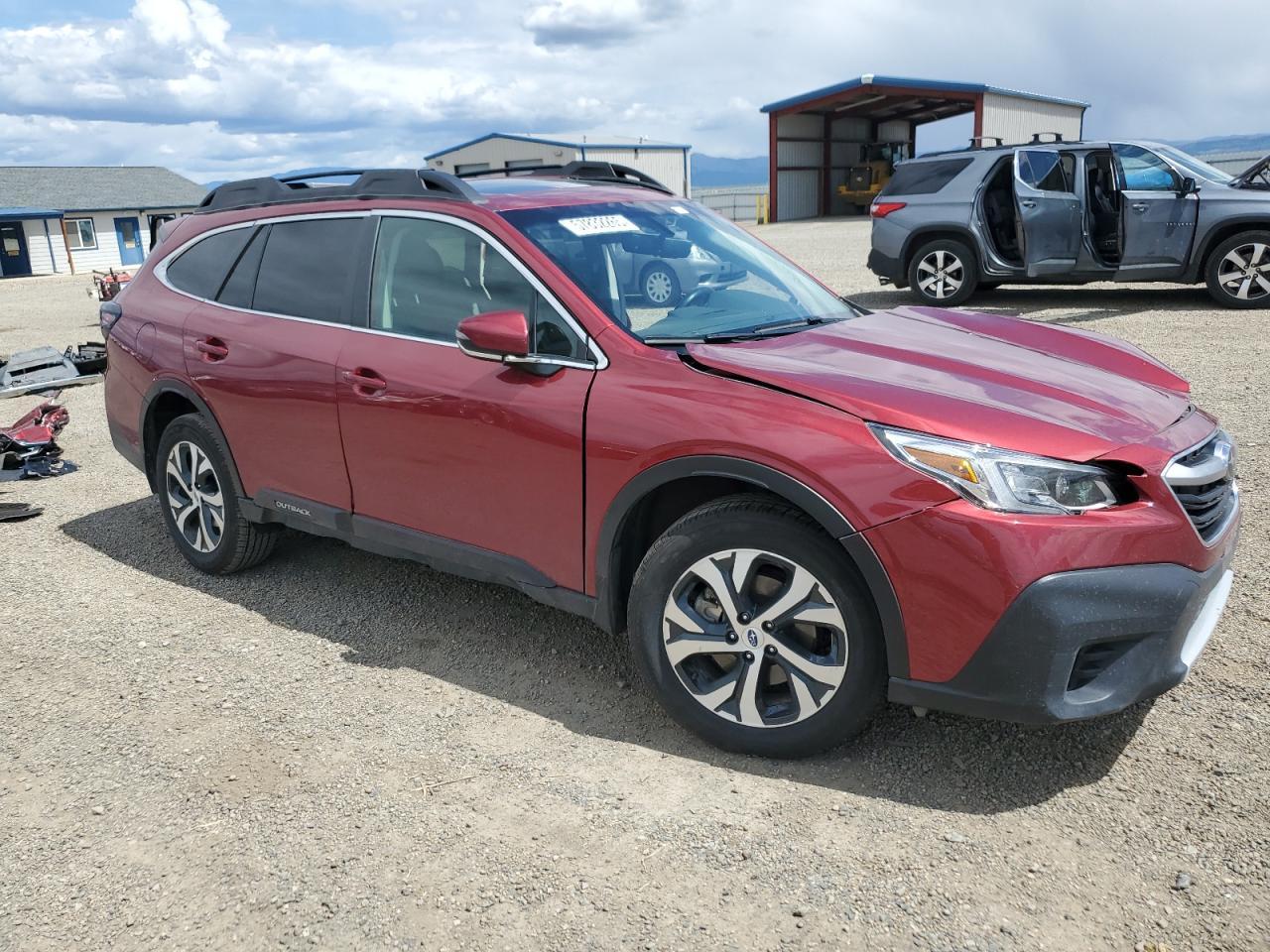 2021 SUBARU Outback
