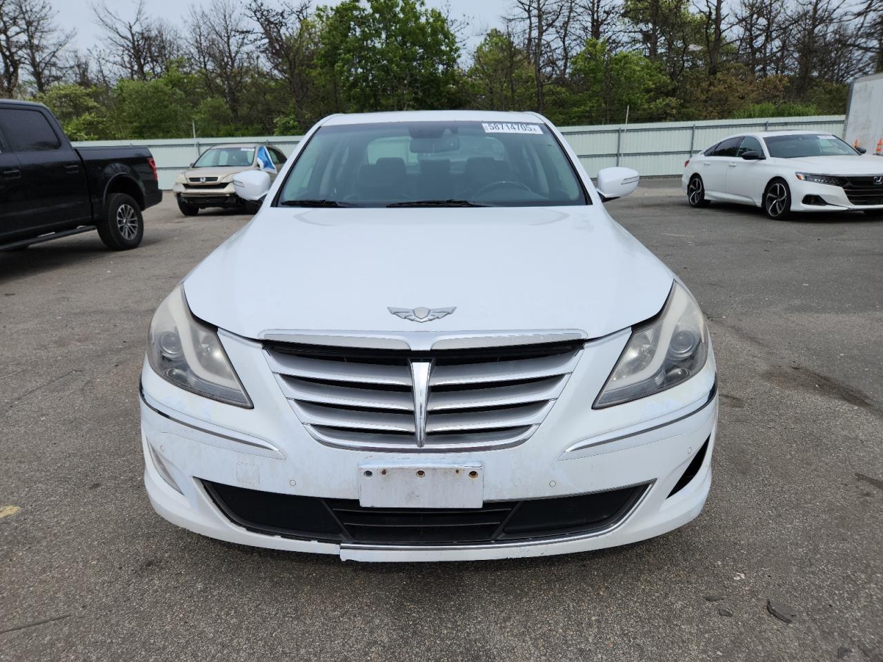 2014 HYUNDAI GENESIS