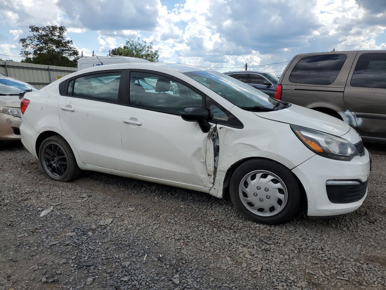 2016 KIA RIO
