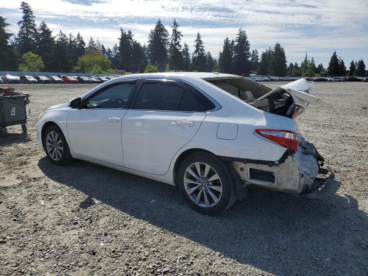 2015 TOYOTA CAMRY