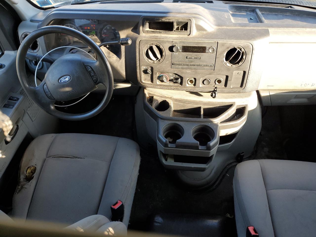 2009 FORD ECONOLINE