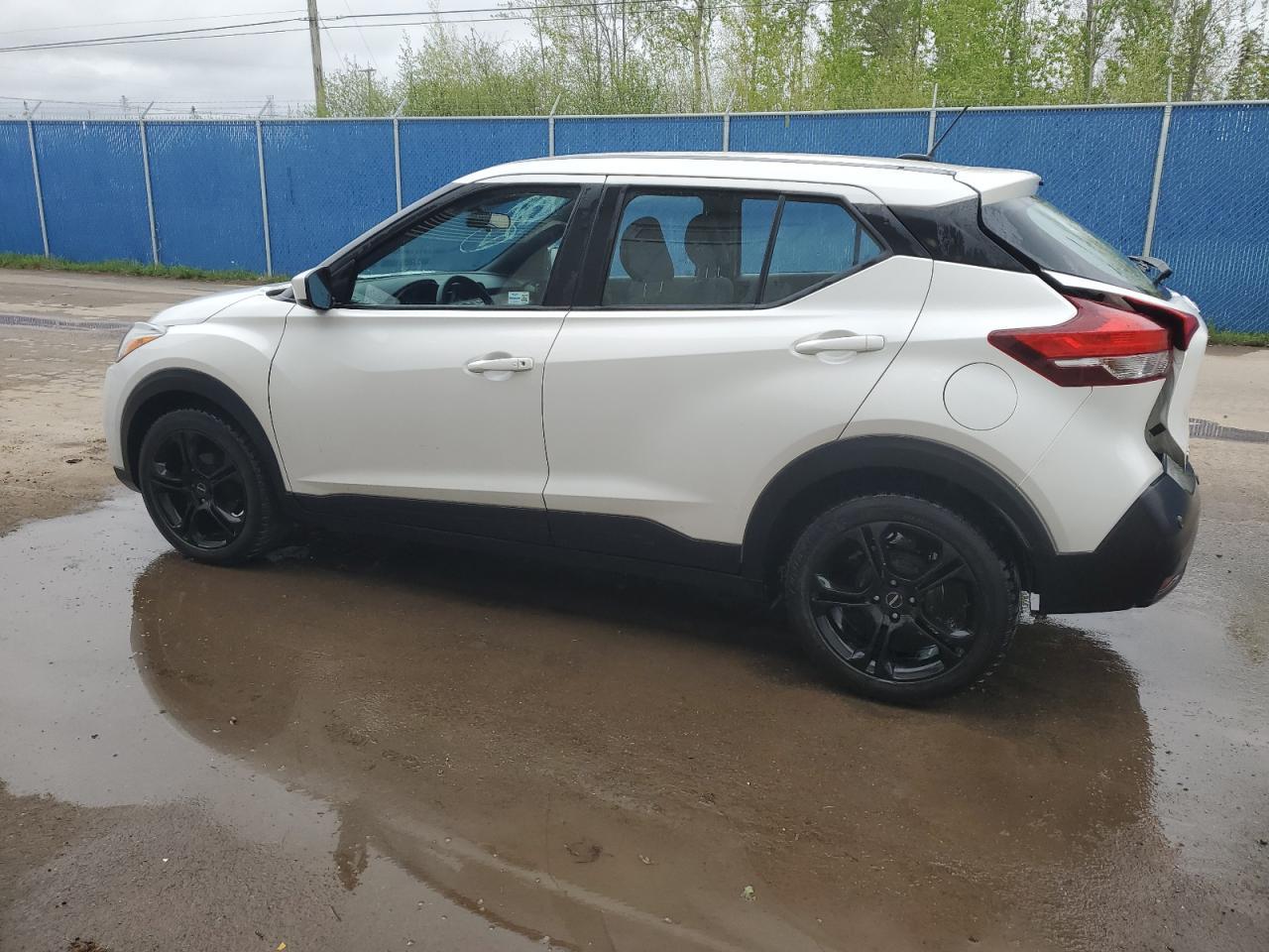 2020 NISSAN KICKS