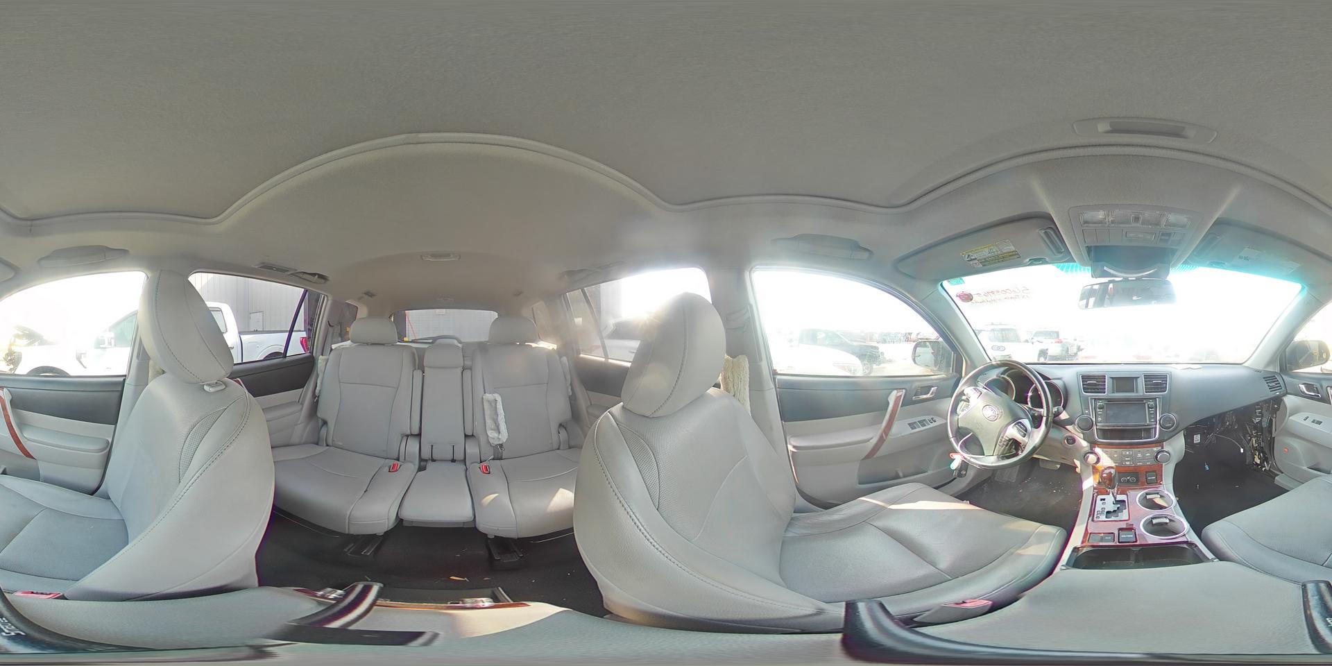 2013 TOYOTA HIGHLANDER
