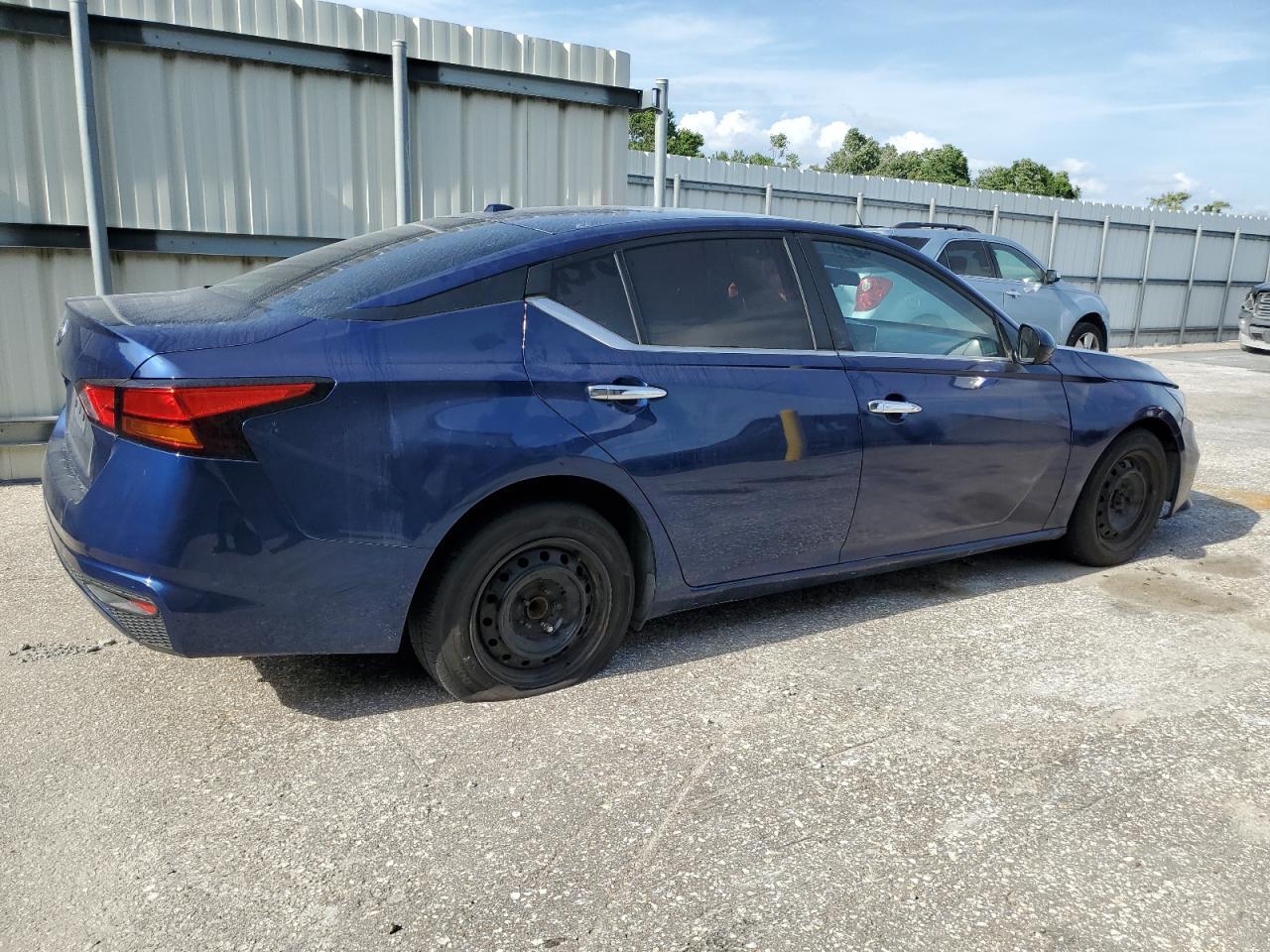 2019 NISSAN ALTIMA