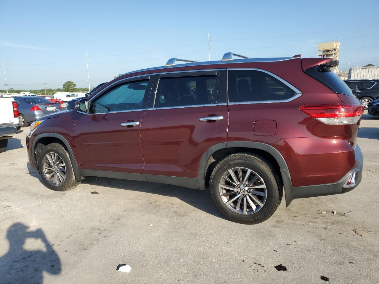 2019 TOYOTA HIGHLANDER