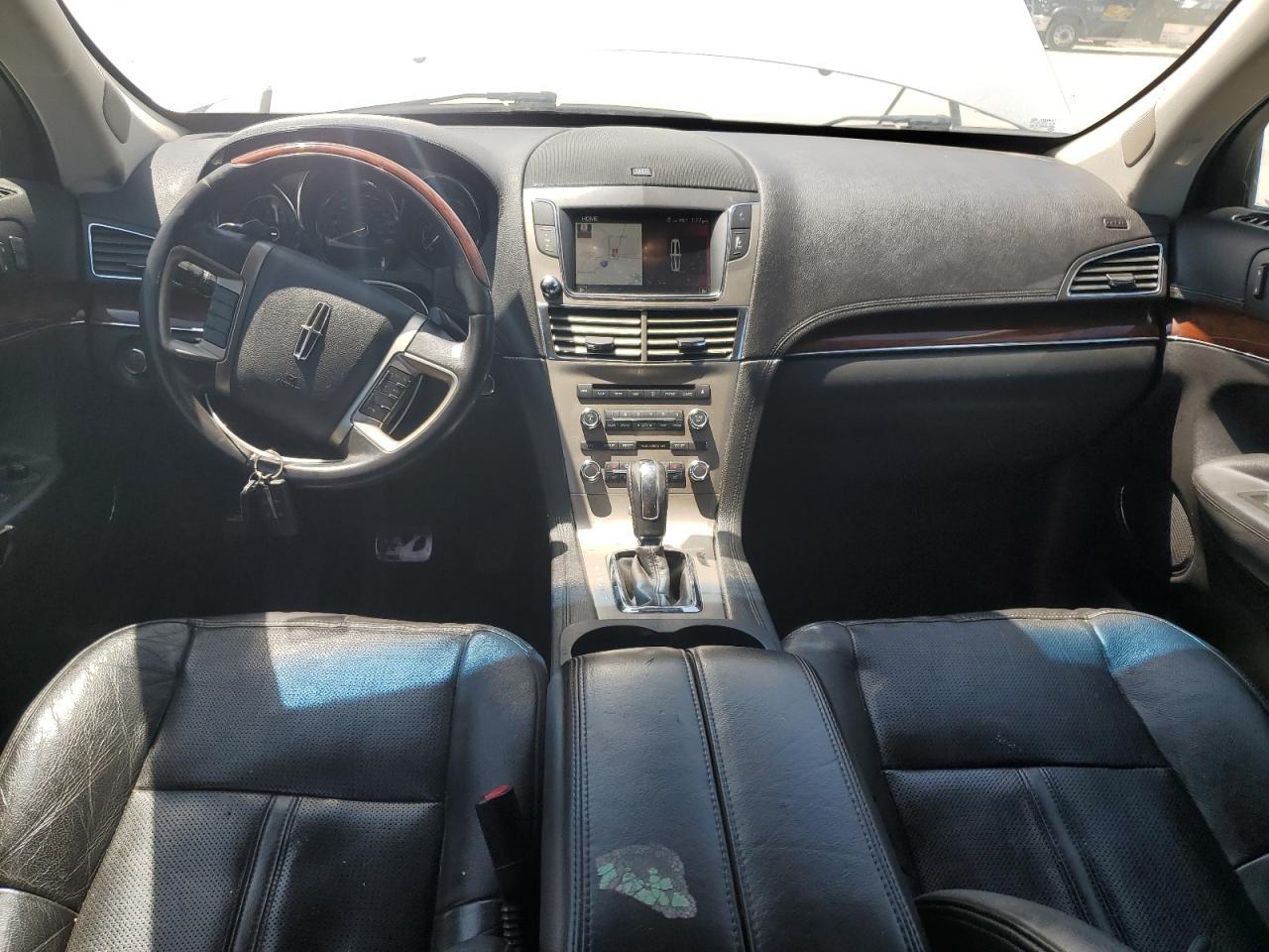 2012 LINCOLN MKT