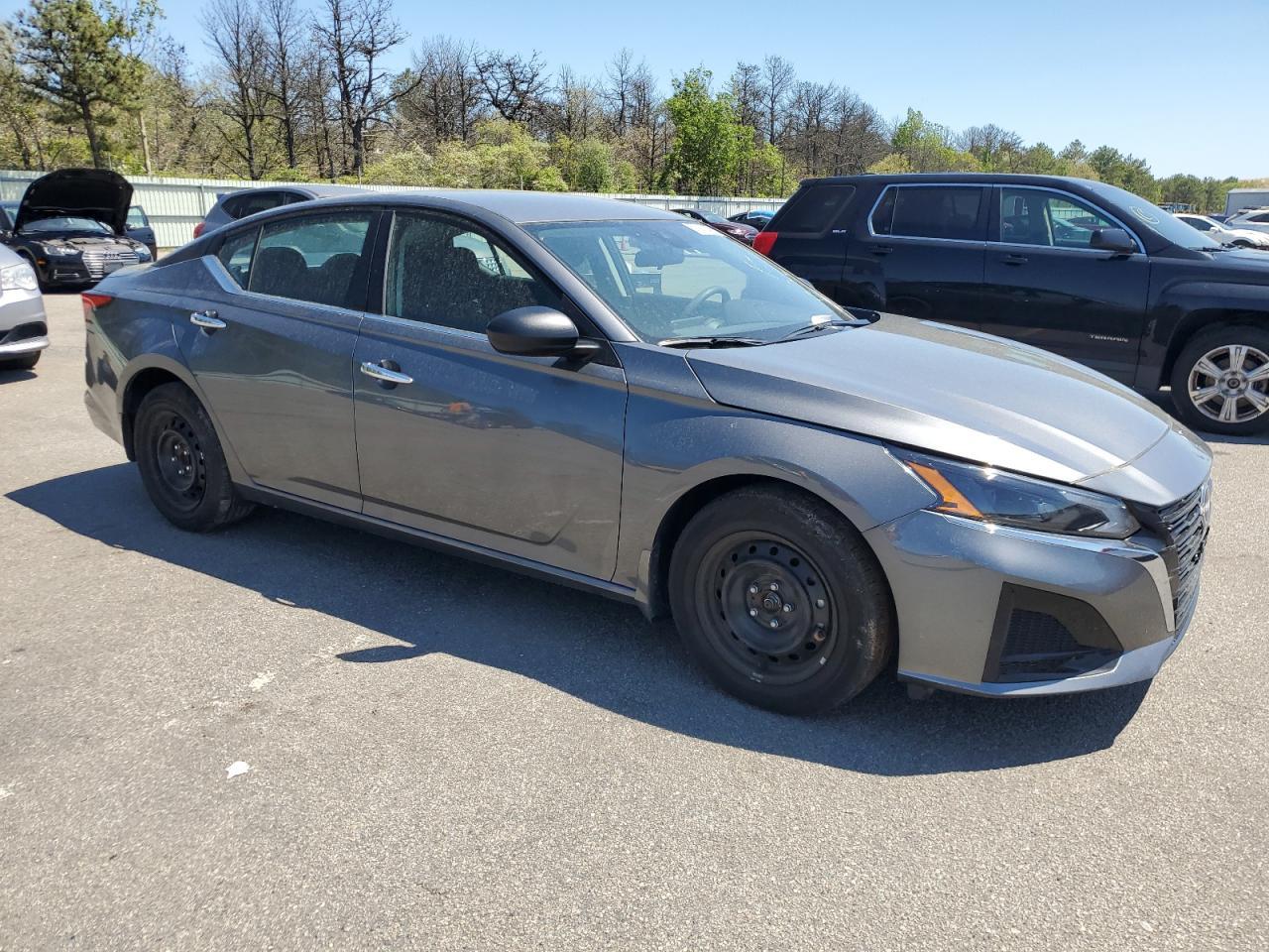 2024 NISSAN ALTIMA