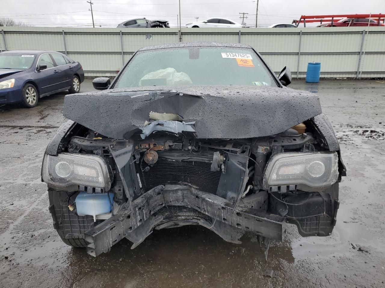 2019 CHRYSLER 300