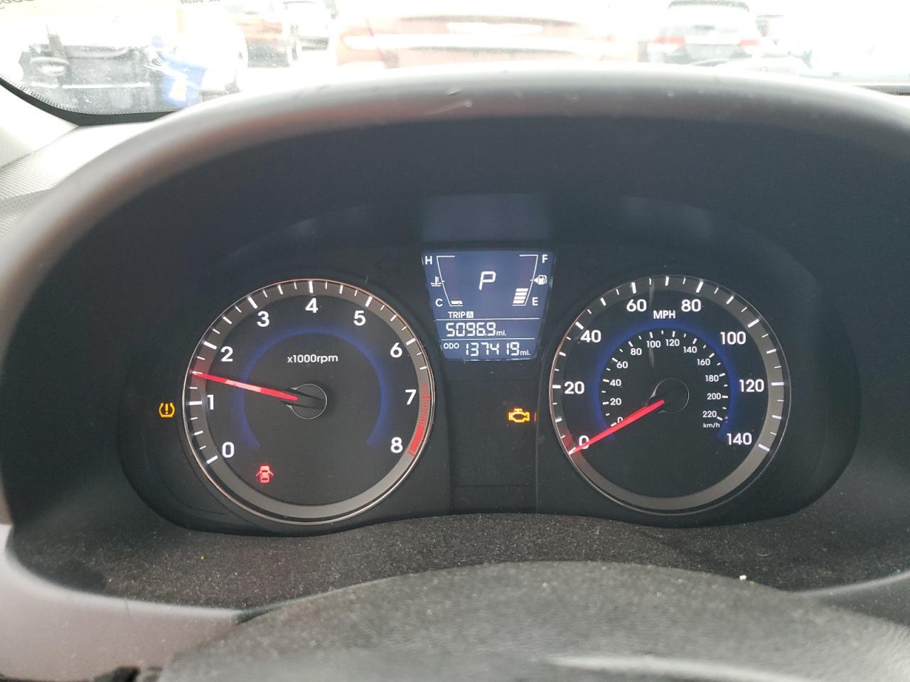 2012 HYUNDAI ACCENT
