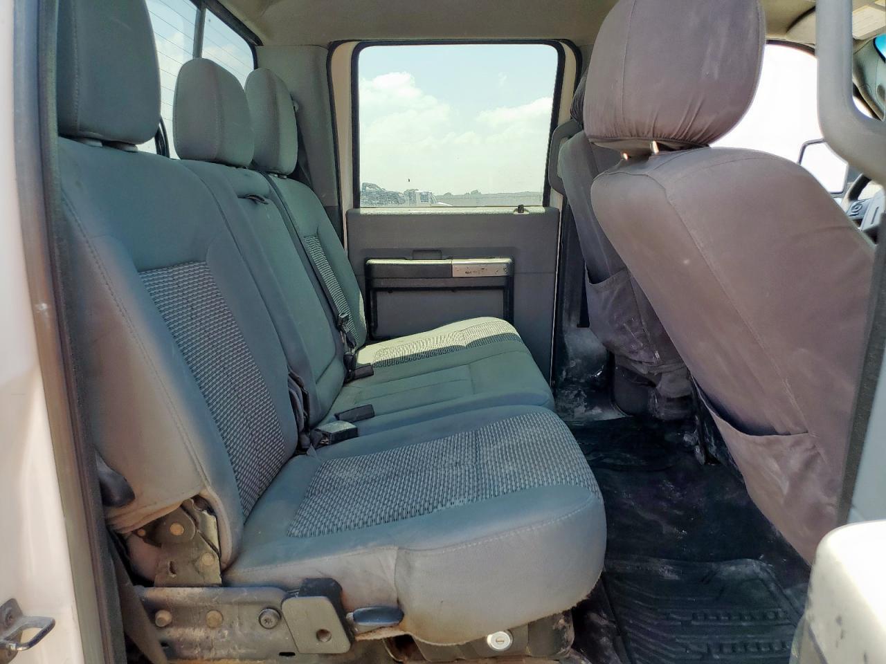 2015 FORD F-350