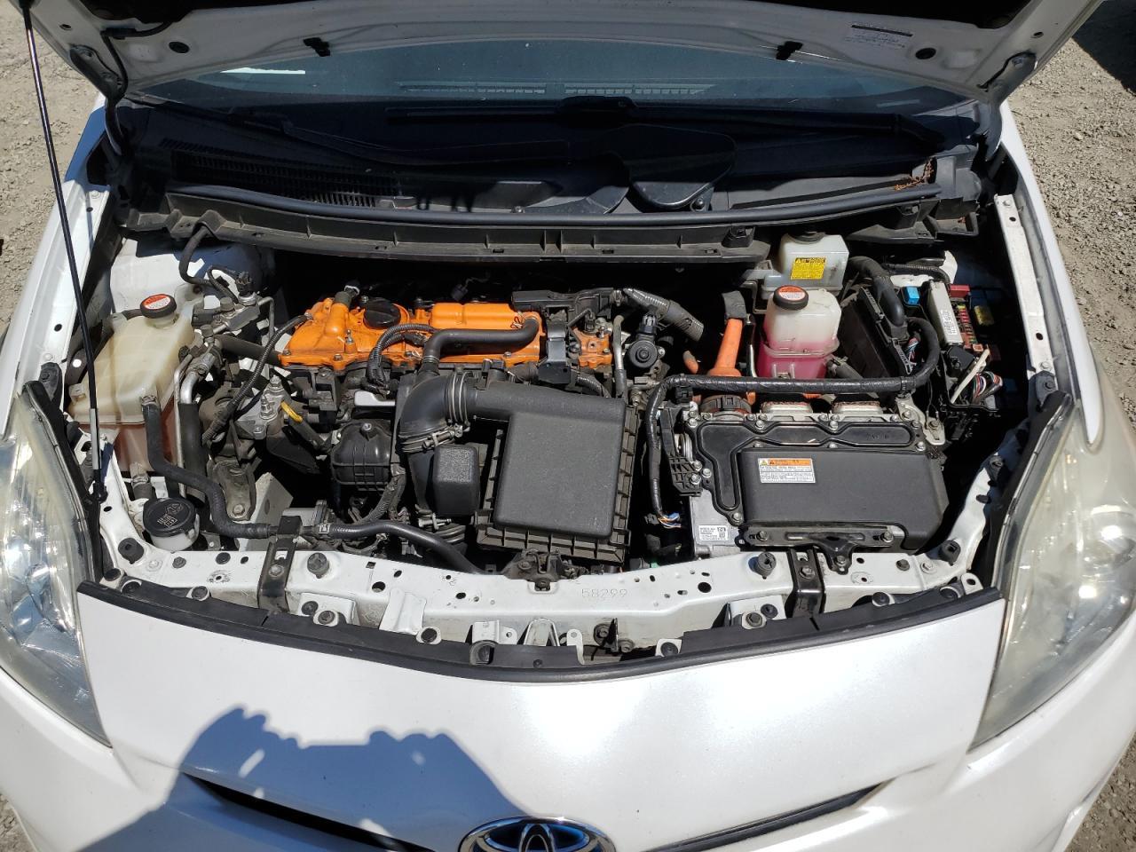 2015 TOYOTA PRIUS