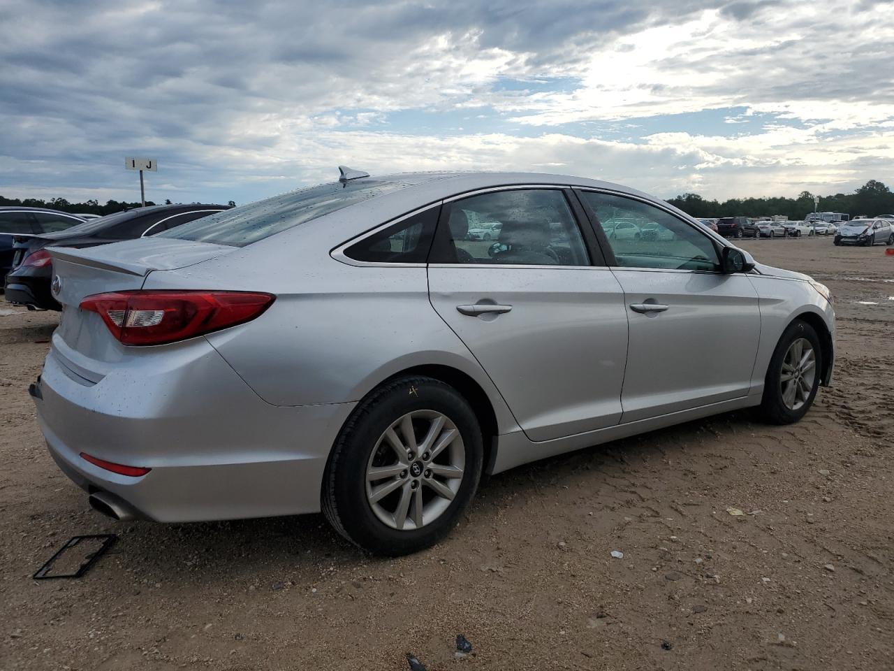 2015 HYUNDAI SONATA