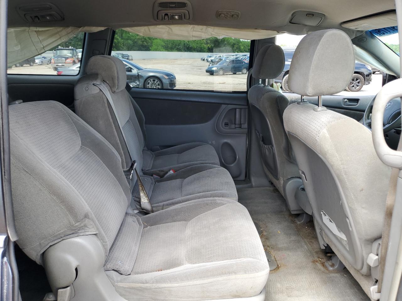 2006 TOYOTA SIENNA