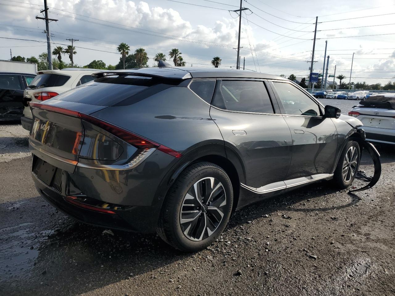2024 KIA EV6