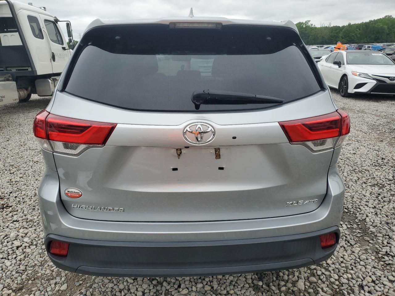 2019 TOYOTA HIGHLANDER