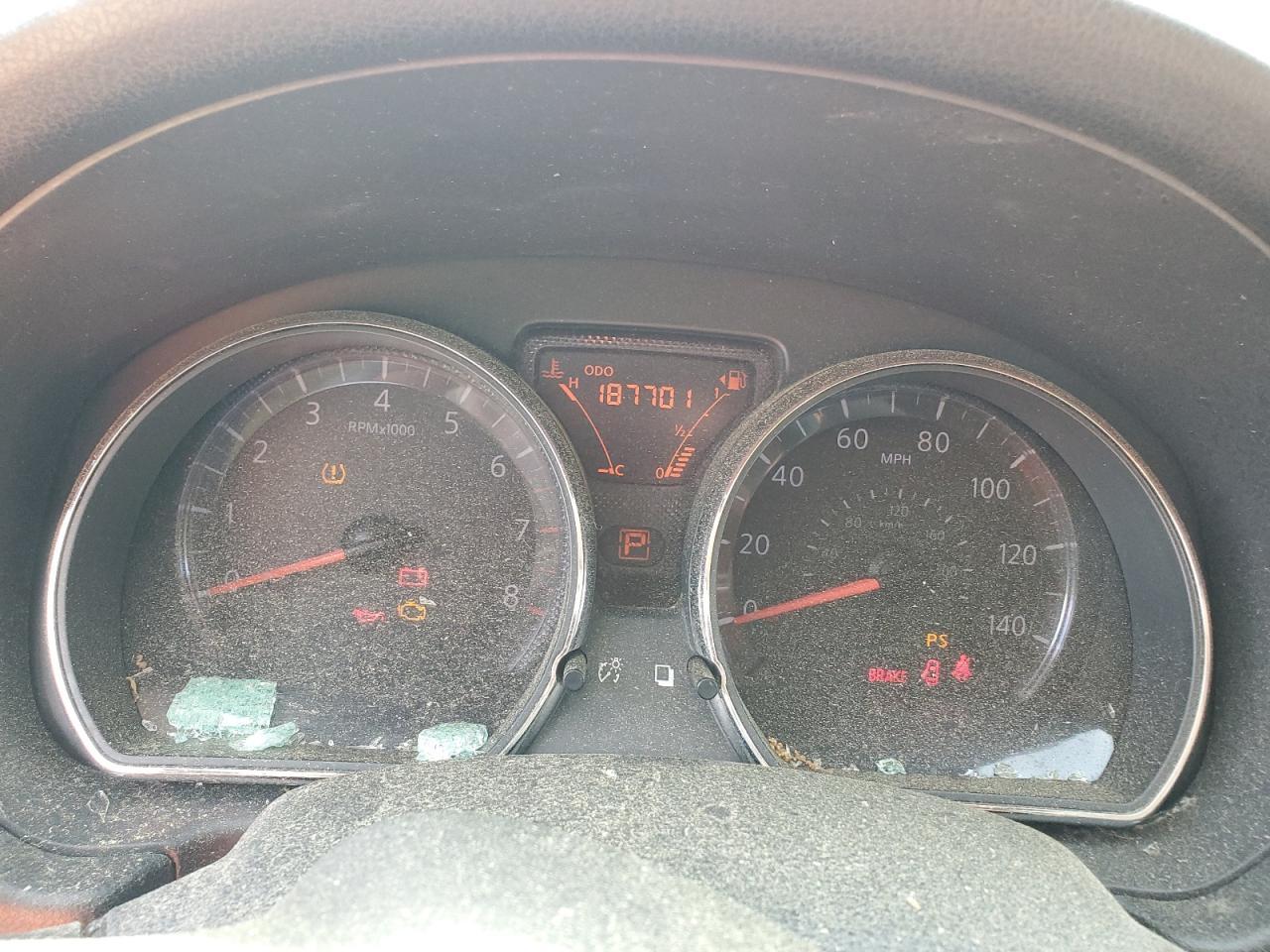 2013 NISSAN VERSA