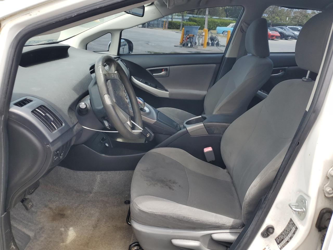 2012 TOYOTA PRIUS
