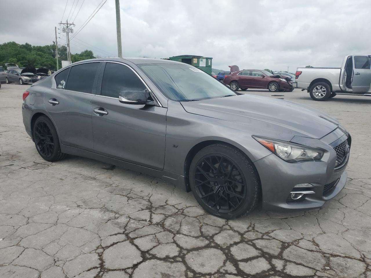 2015 INFINITI Q50
