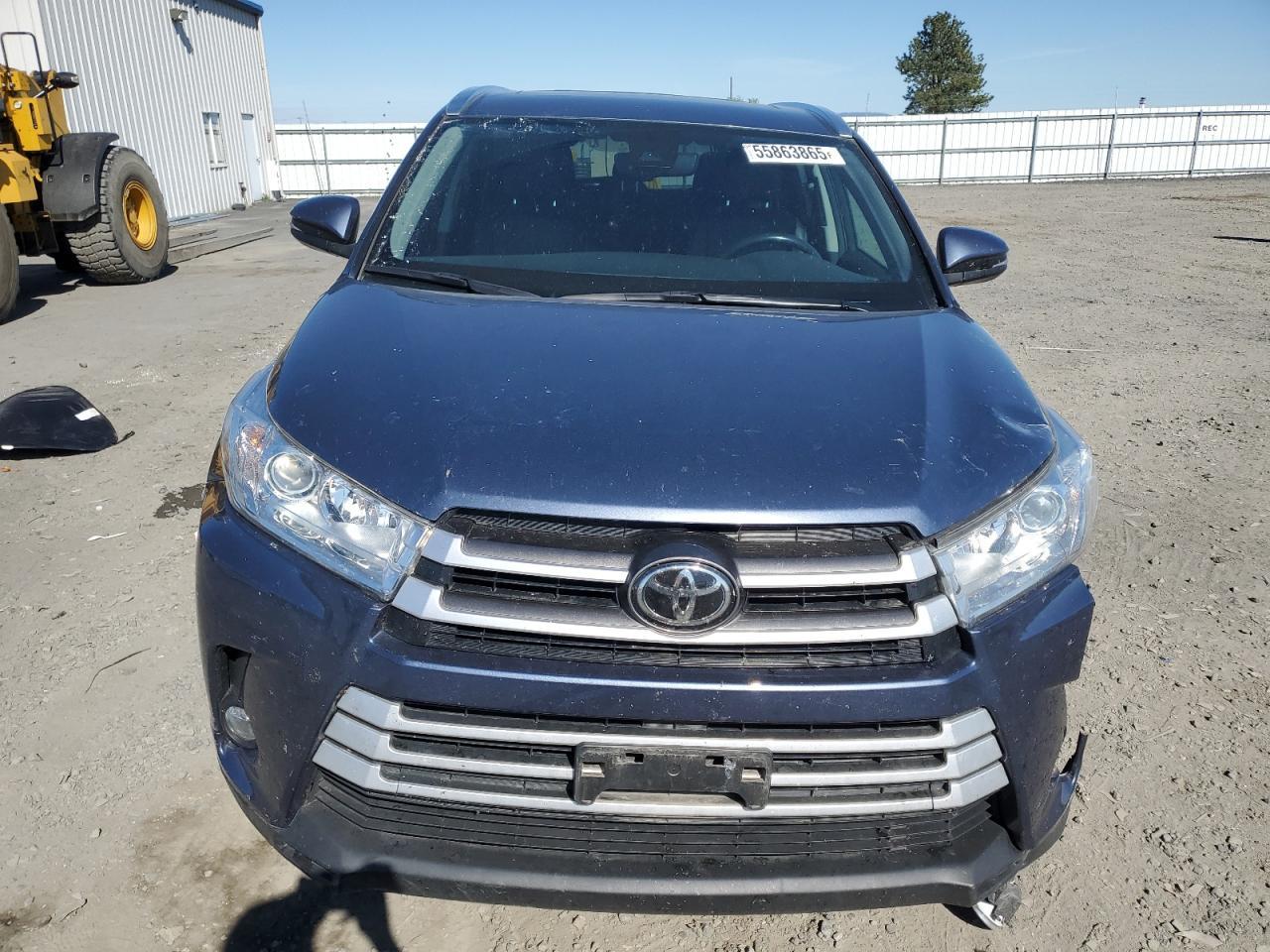 2017 TOYOTA HIGHLANDER