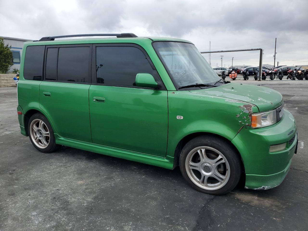 2006 TOYOTA SCION