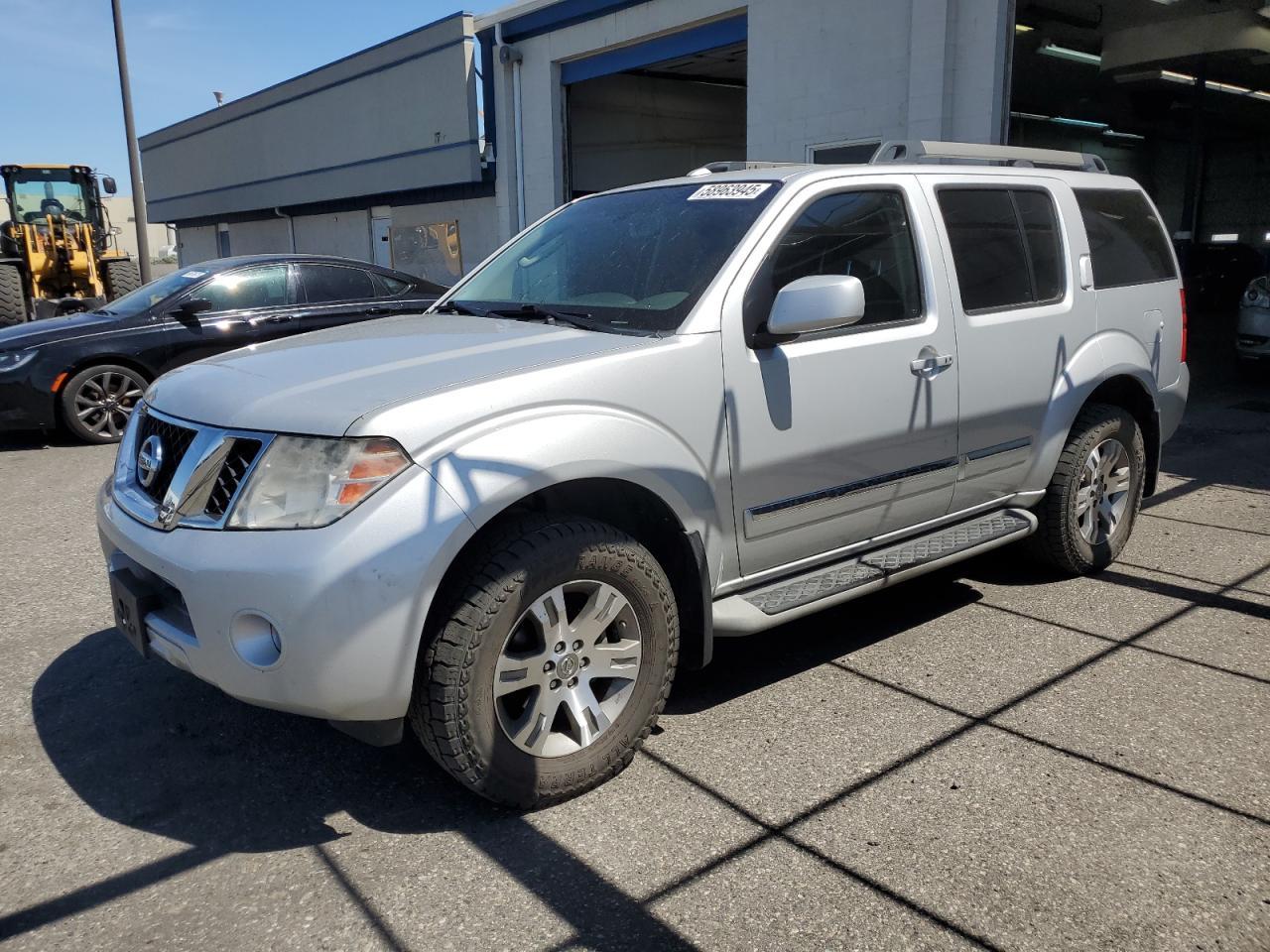2012 NISSAN PATHFINDER
