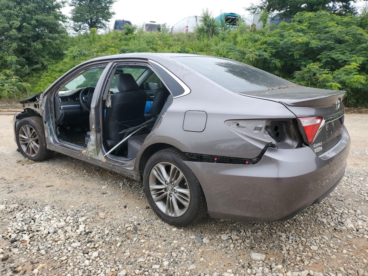 2017 TOYOTA CAMRY