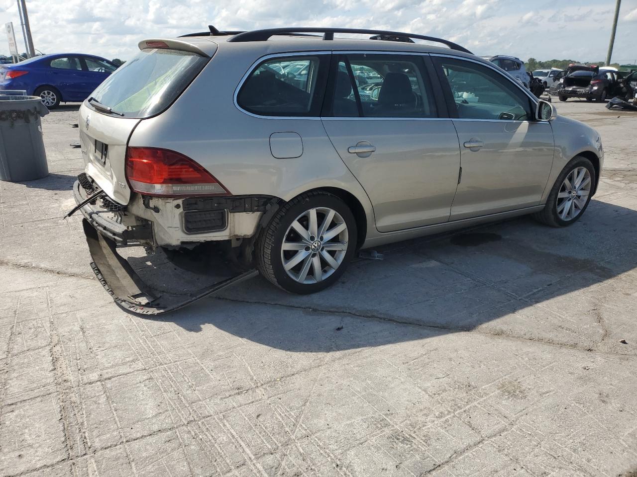 2013 VOLKSWAGEN JETTA