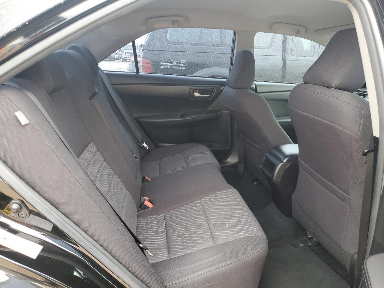2016 TOYOTA CAMRY