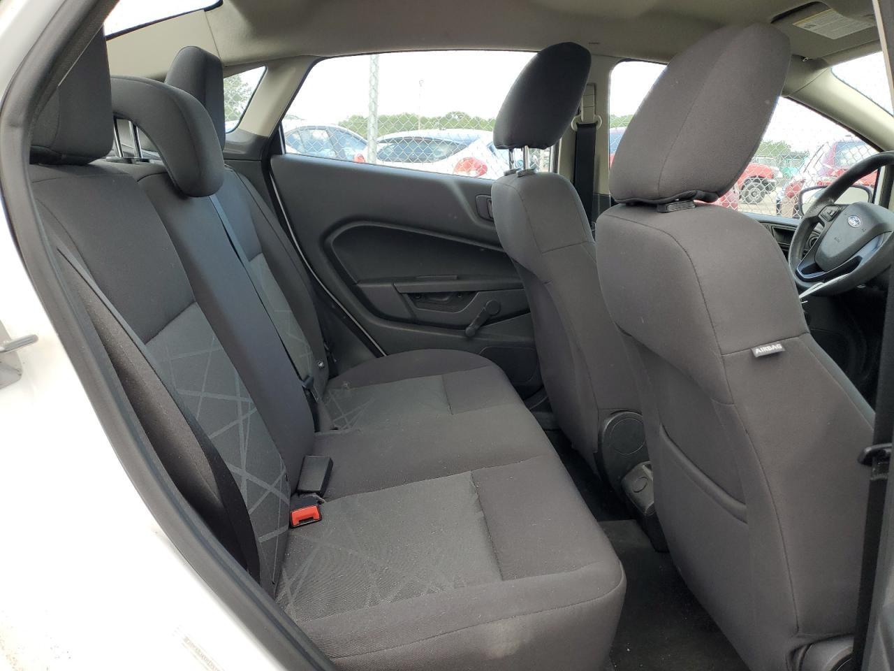 2014 FORD Fiesta