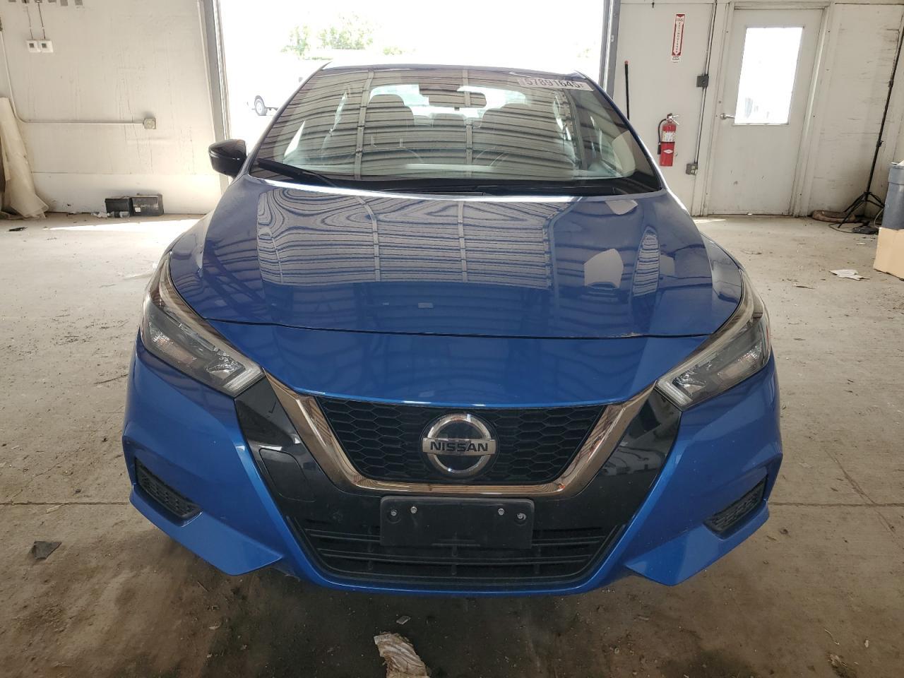 2022 NISSAN VERSA