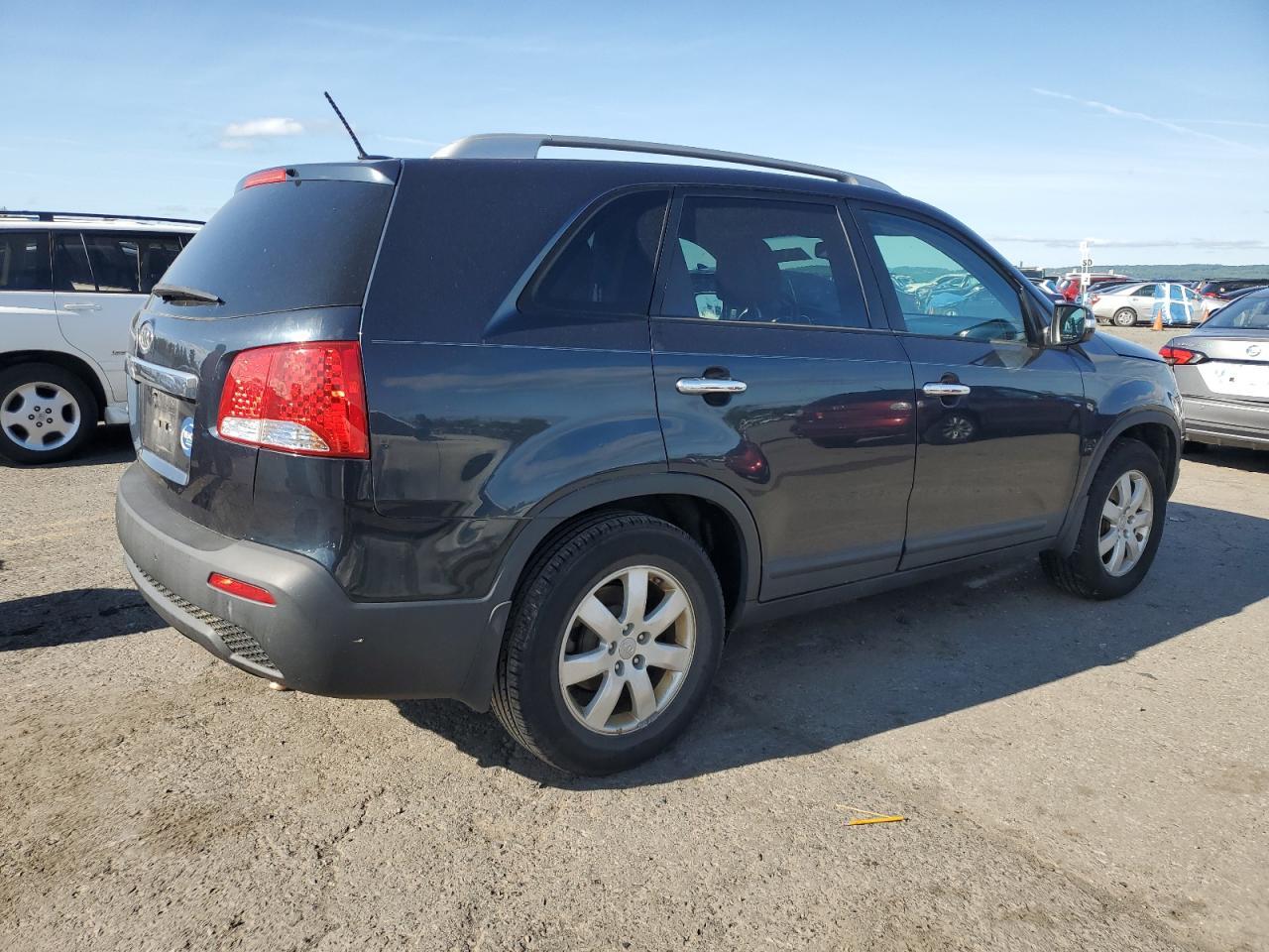 2013 KIA SORENTO