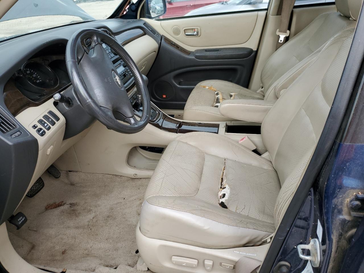 2003 TOYOTA HIGHLANDER