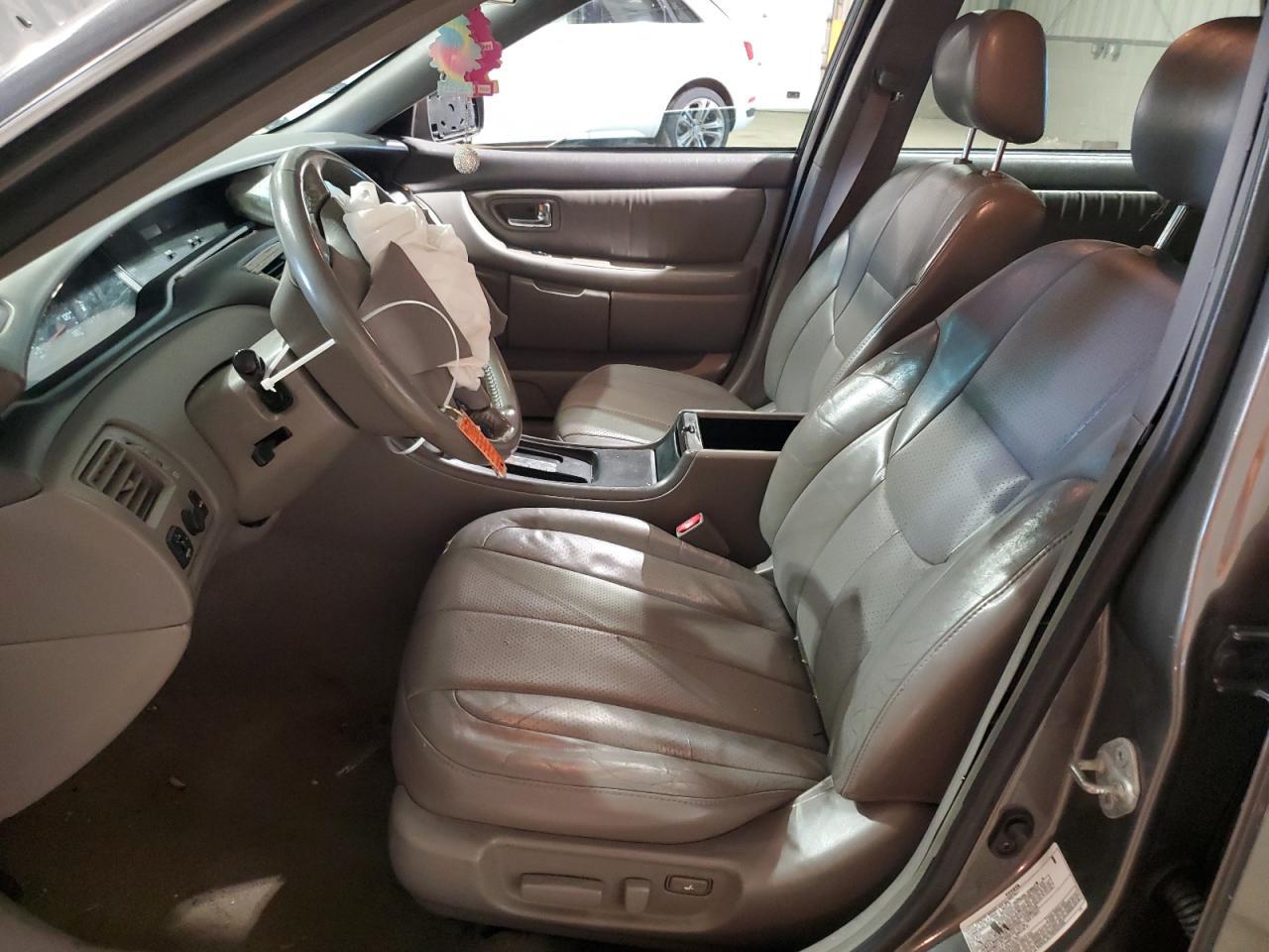 2003 TOYOTA Avalon