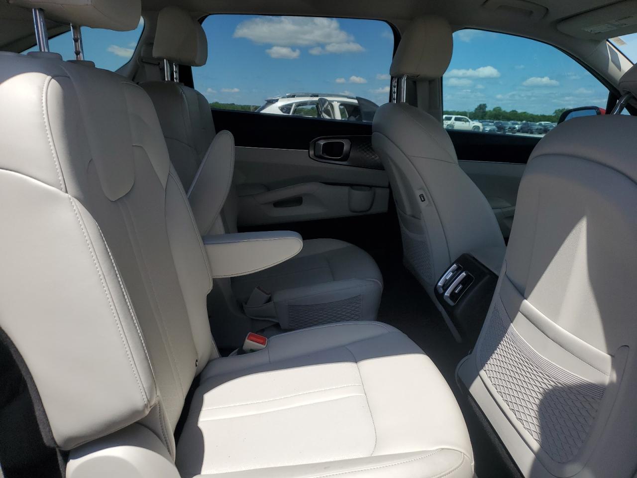 2021 KIA SORENTO