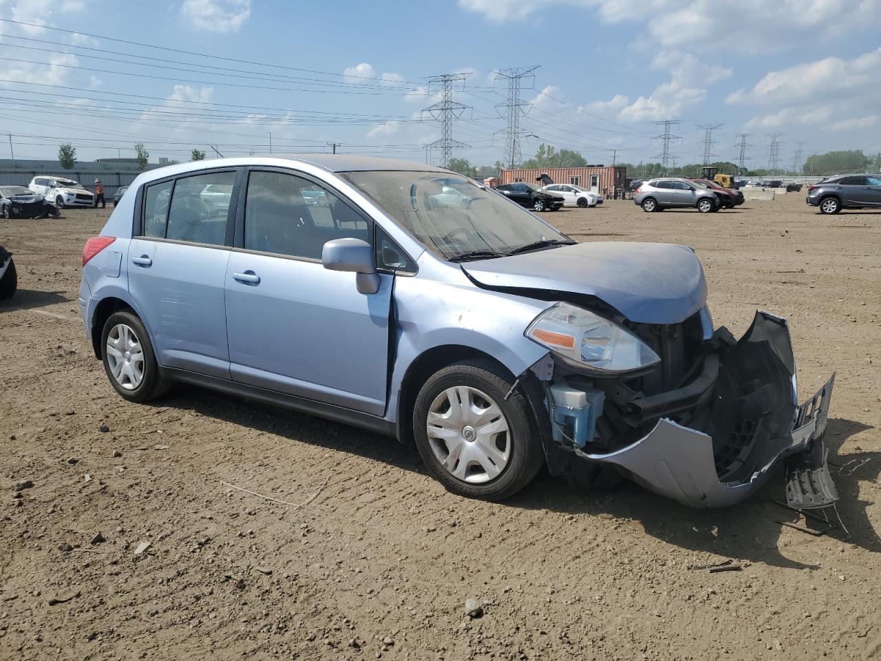2010 NISSAN VERSA