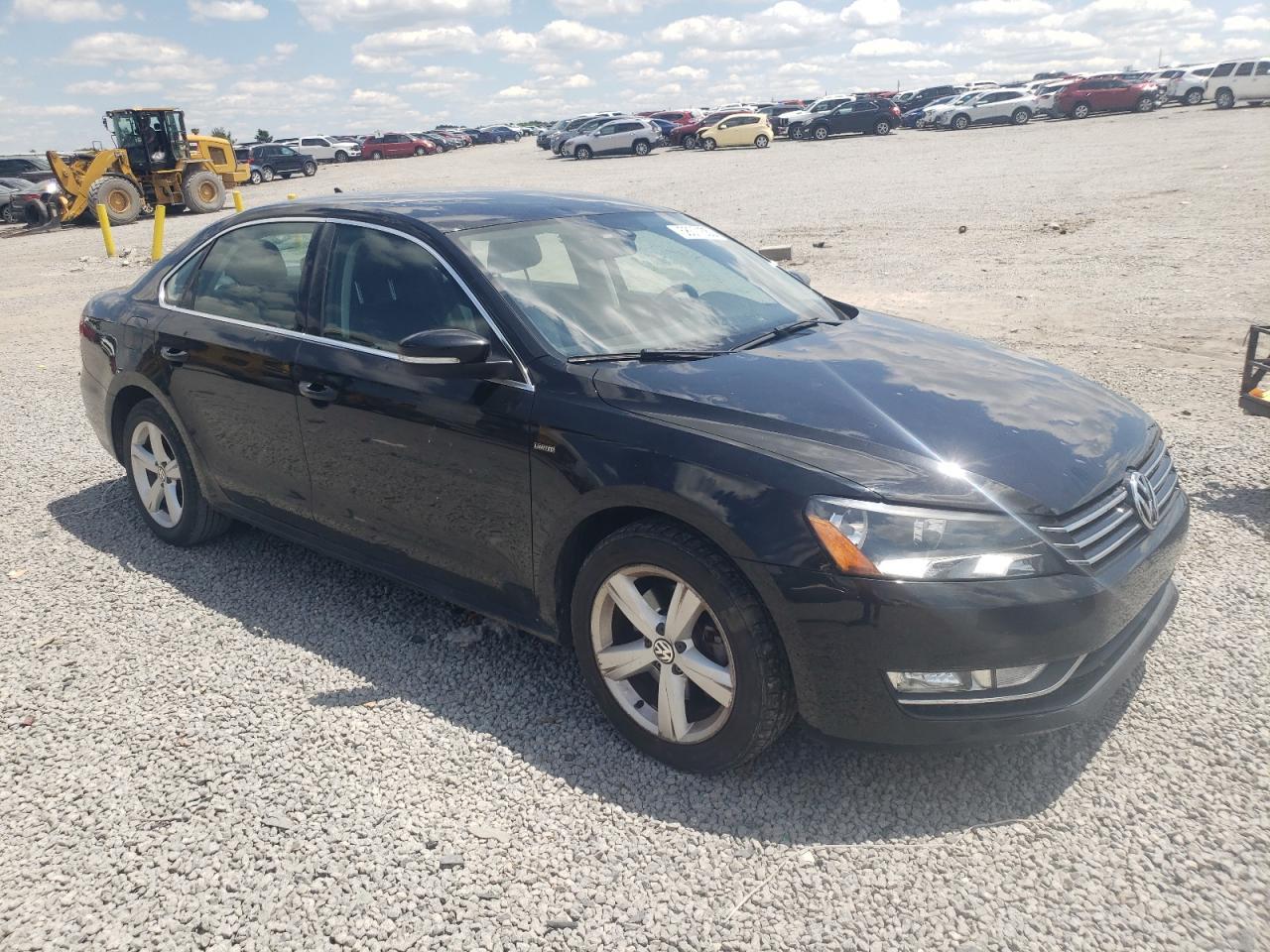 2015 VOLKSWAGEN Passat