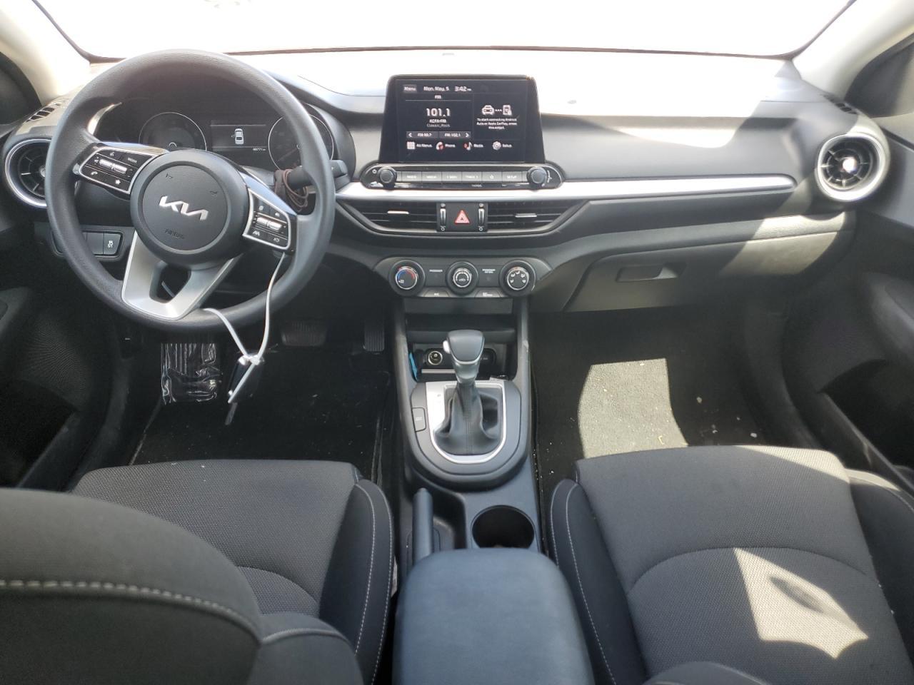 2023 KIA FORTE