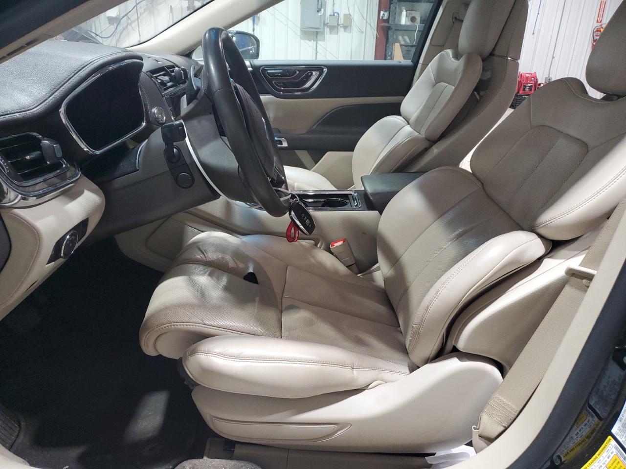 2018 LINCOLN Continental