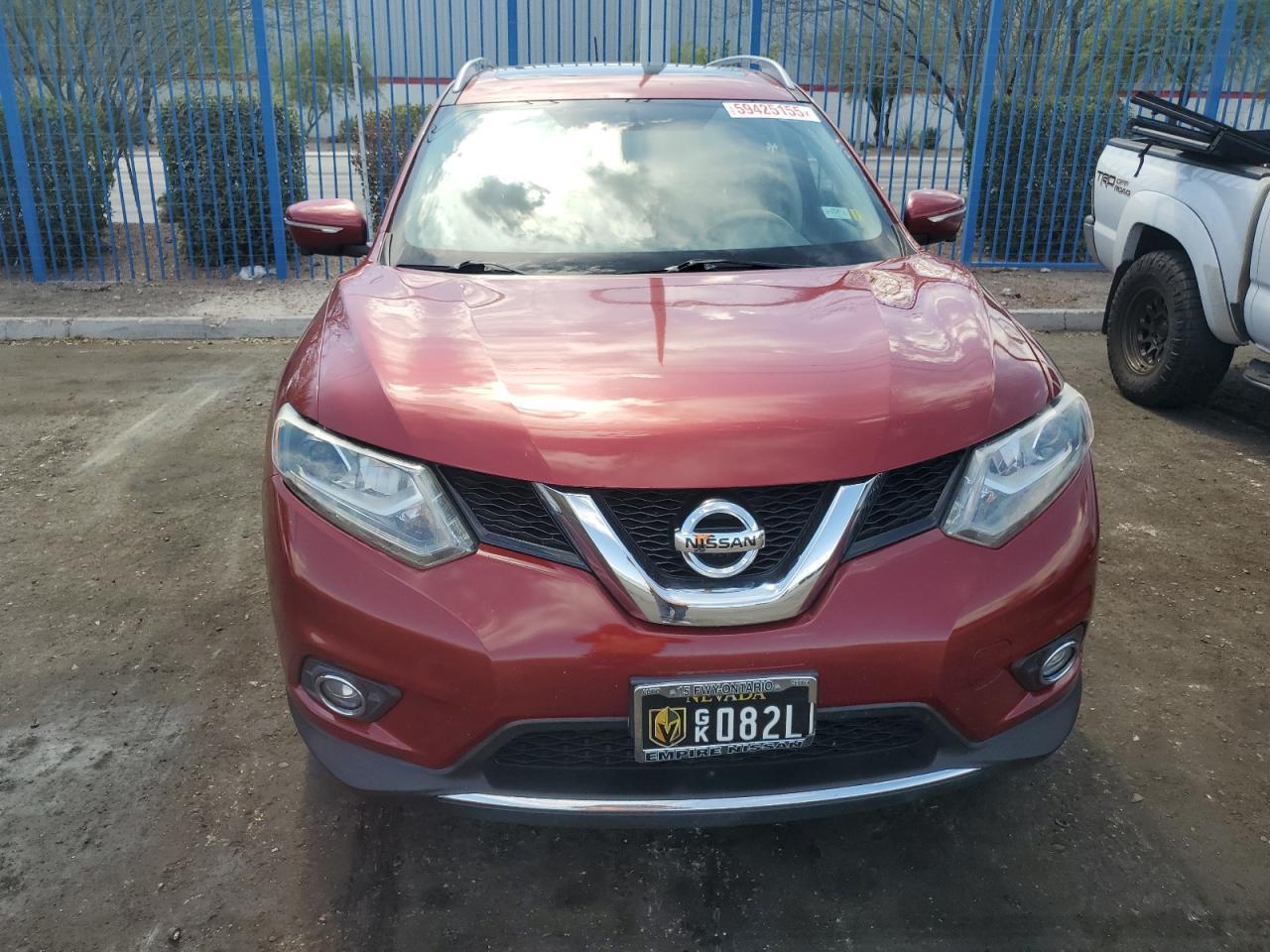 2015 NISSAN ROGUE
