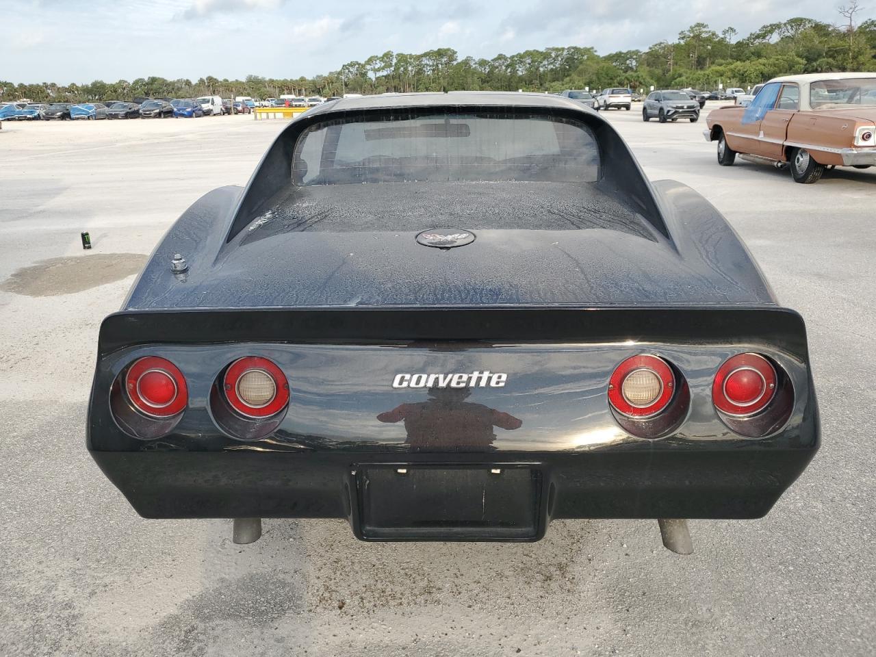 1977 CHEVROLET CORVETTE