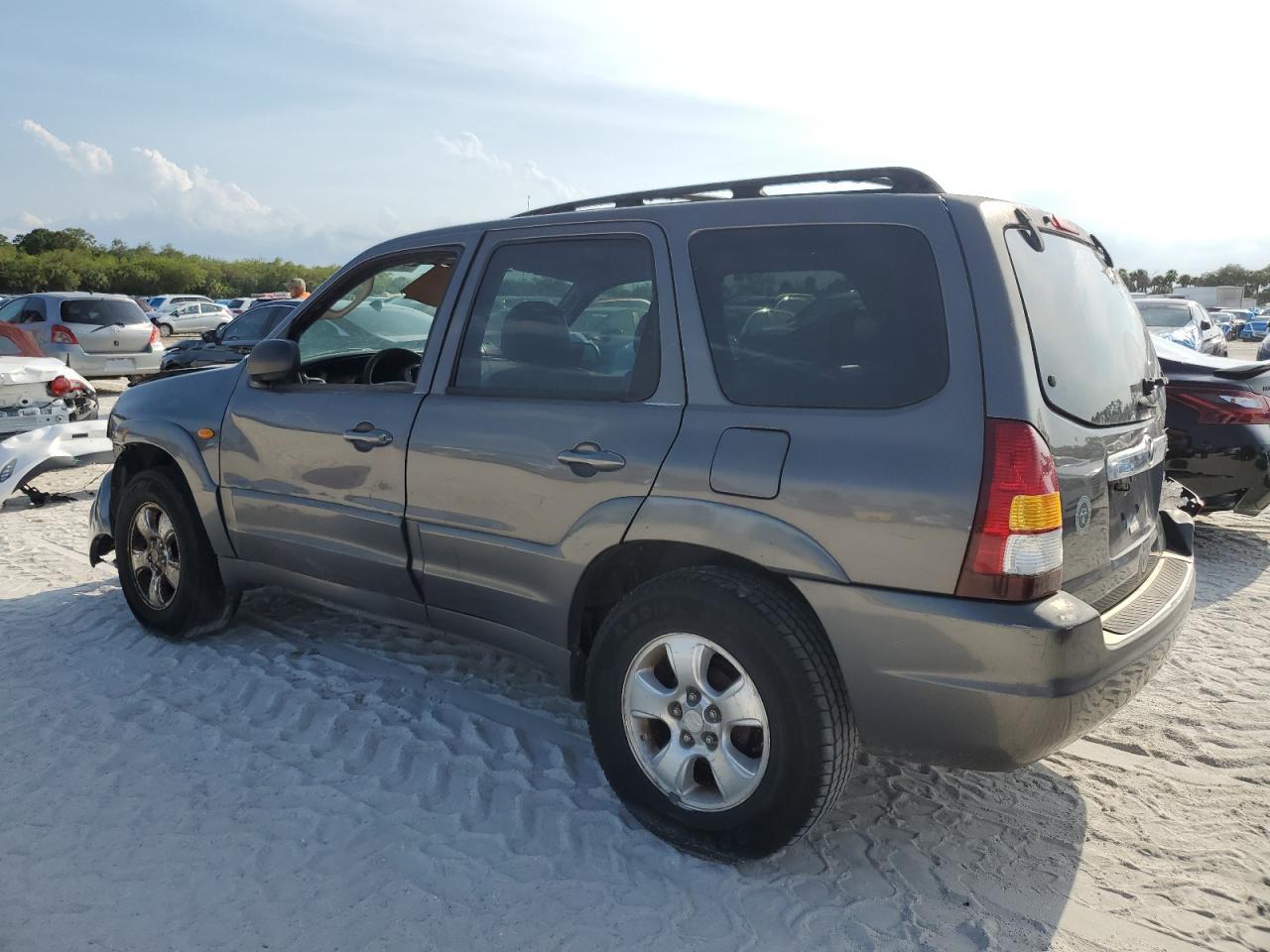 2003 MAZDA Tribute