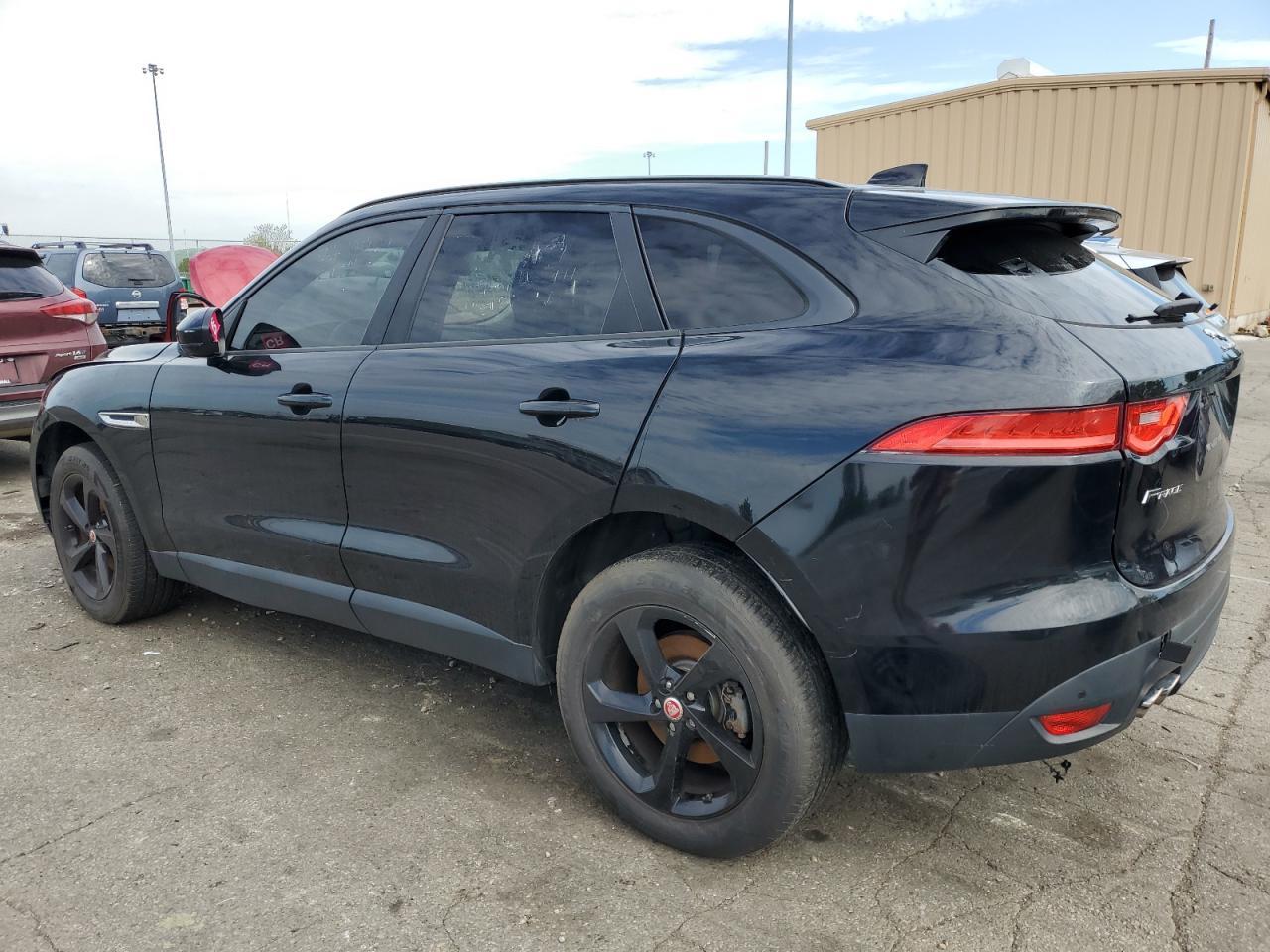 2017 JAGUAR F-Pace