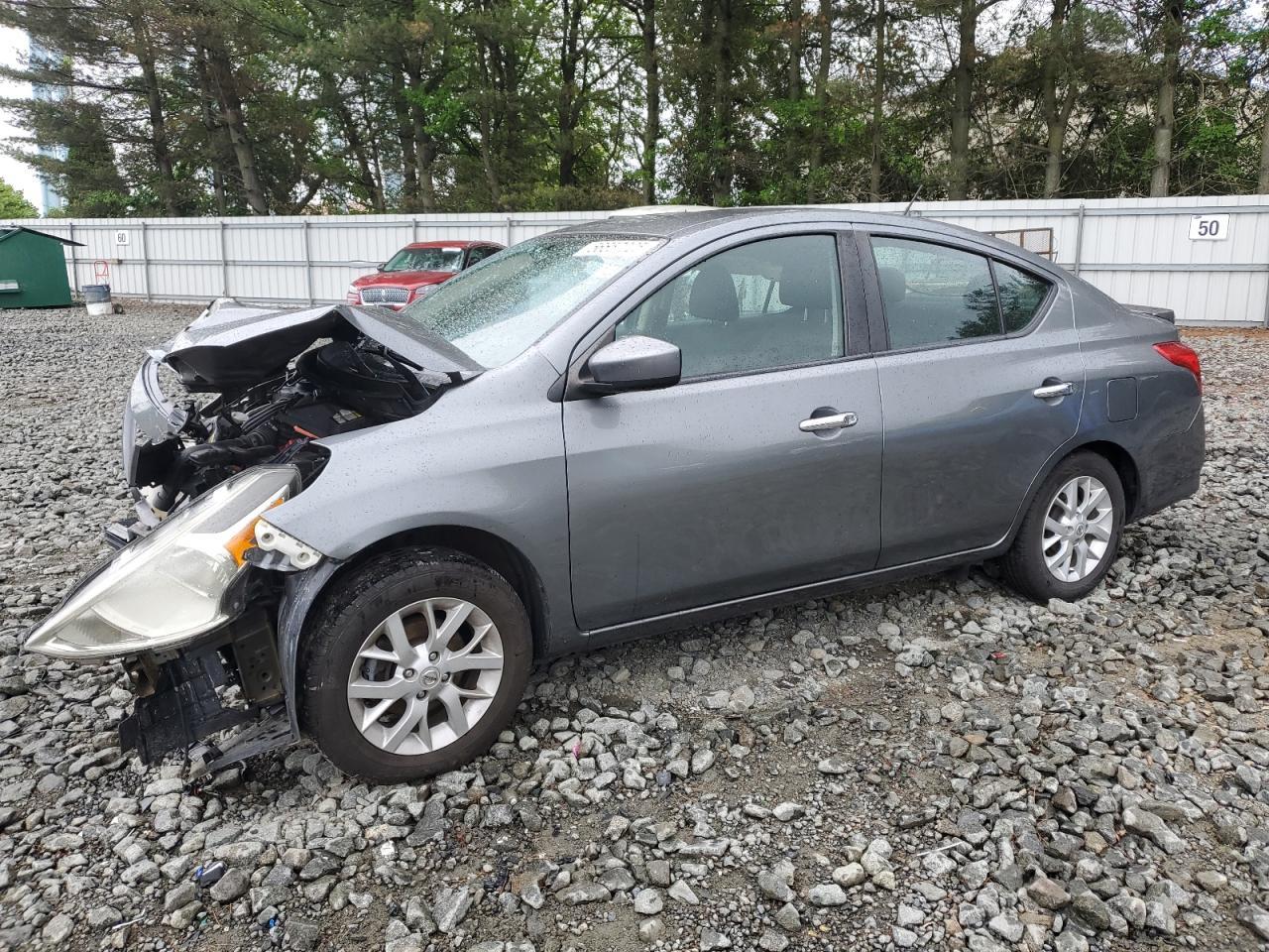 2018 NISSAN VERSA