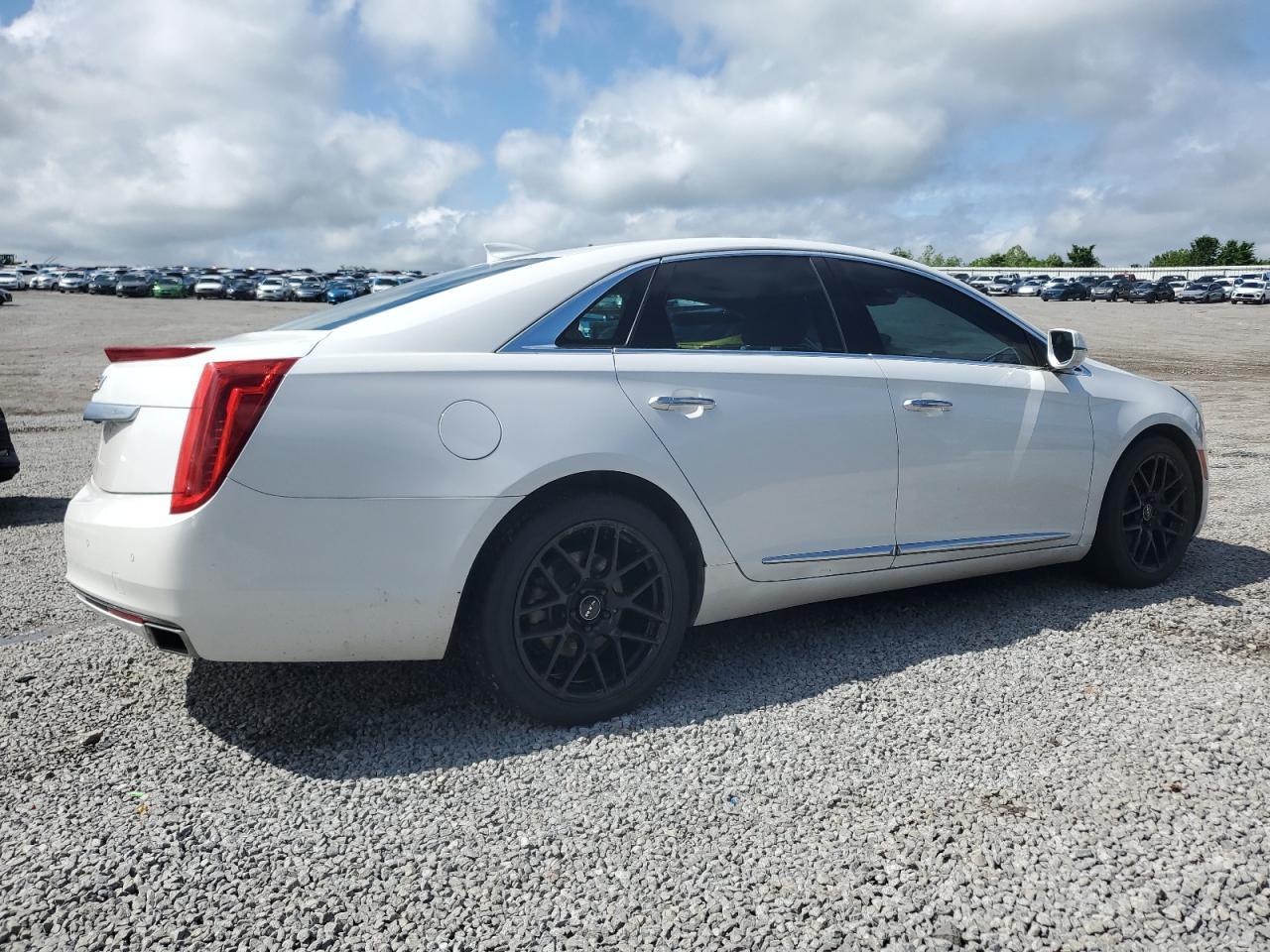 2016 CADILLAC XTS
