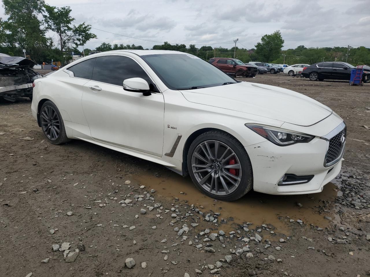 2017 INFINITI Q60