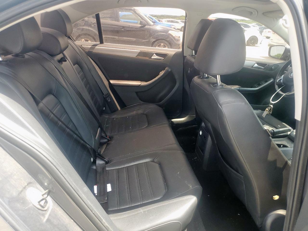 2014 VOLKSWAGEN JETTA