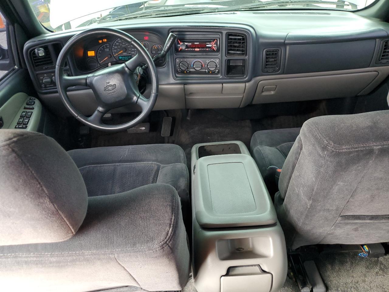 2002 CHEVROLET Tahoe