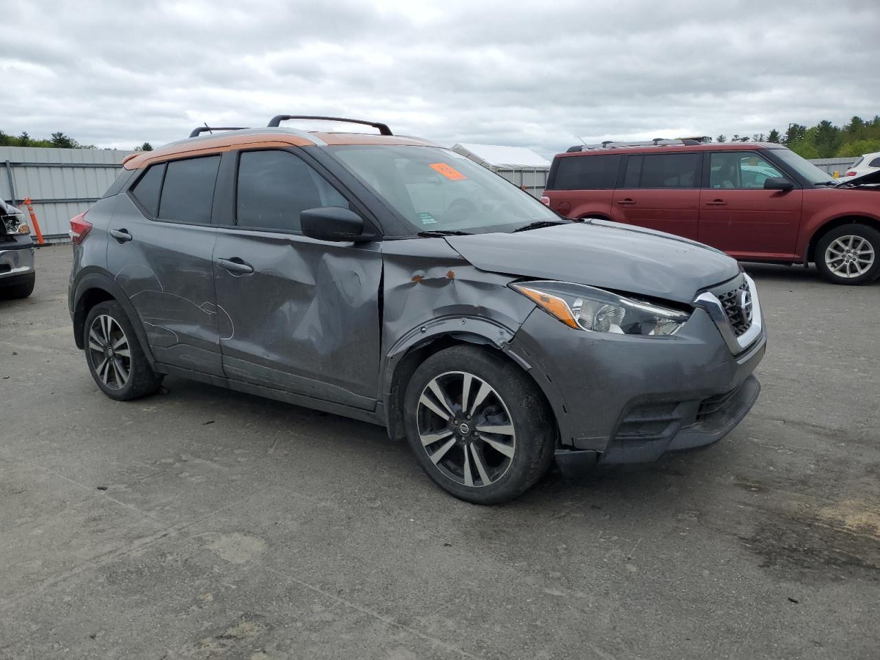2019 NISSAN KICKS