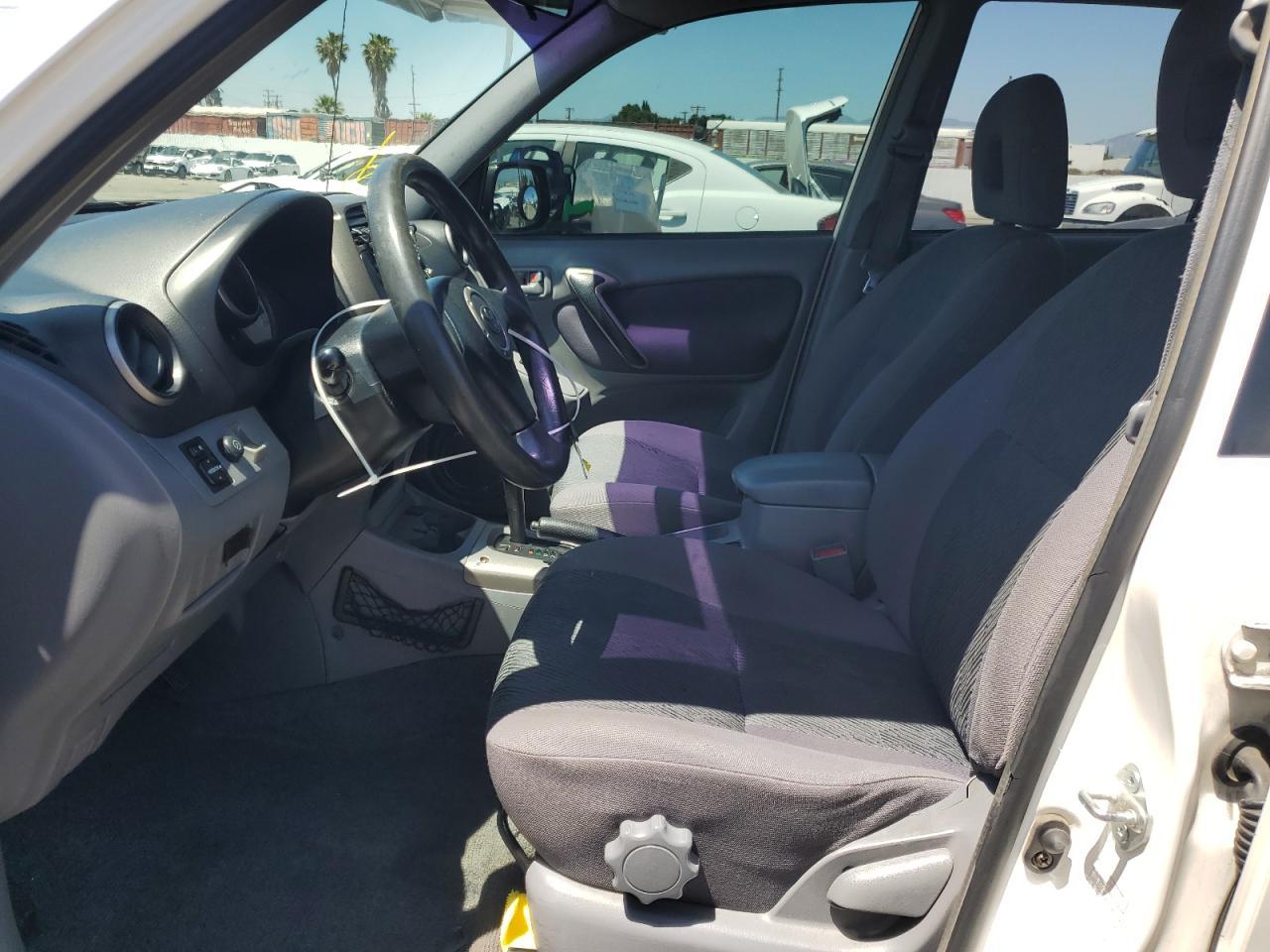 2003 TOYOTA RAV4