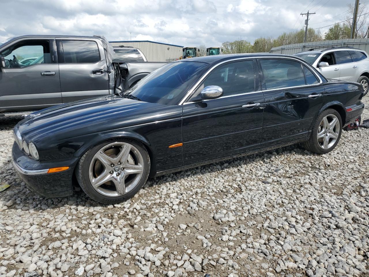 2005 JAGUAR Xj-Series